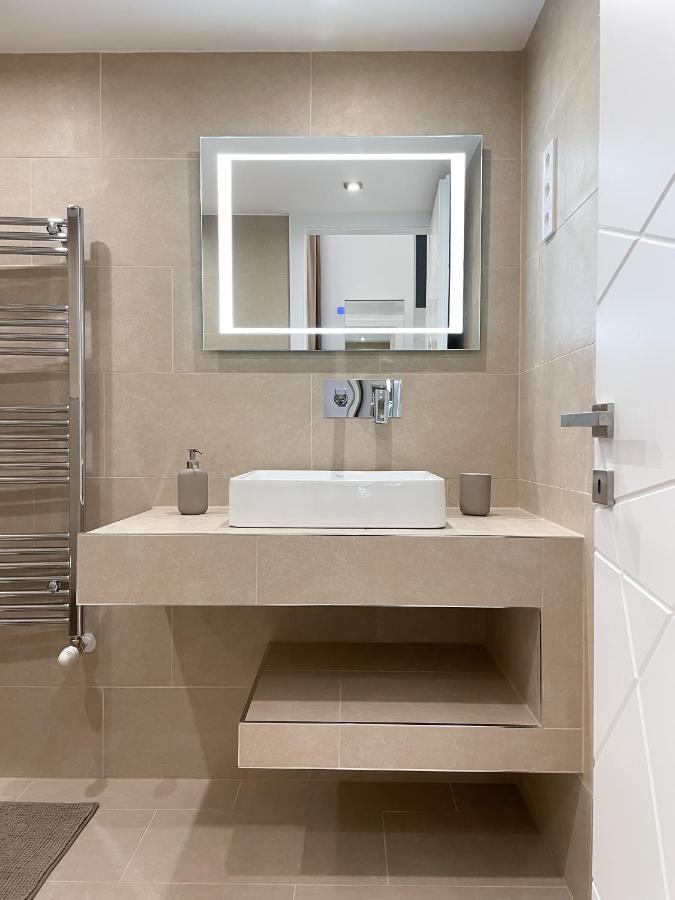 St Stephen Luxury Apartment Βουδαπέστη Εξωτερικό φωτογραφία